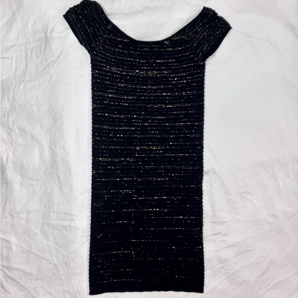 NWOT Bebe dress black and gold small